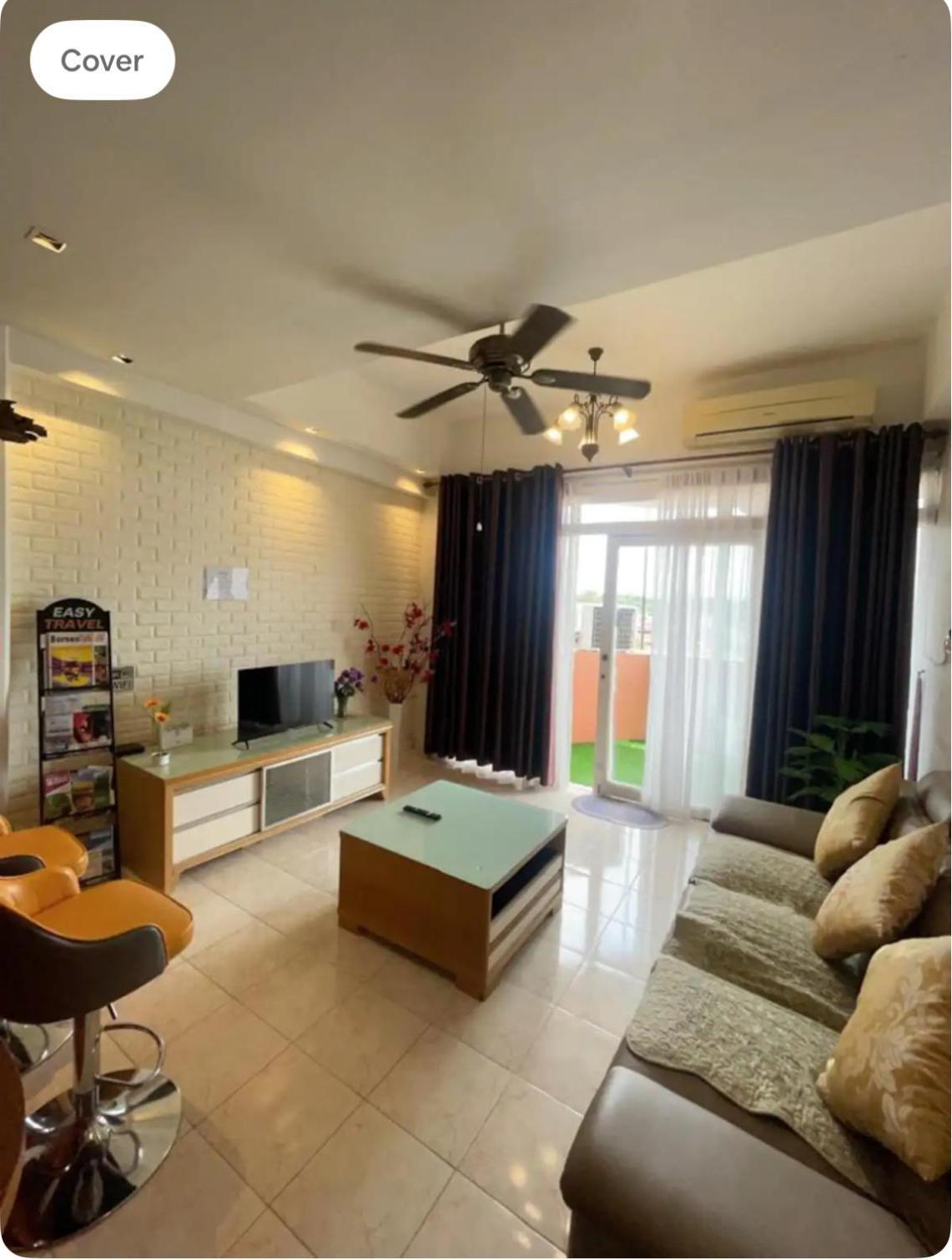 Riverbank Suites Waterfront Kuching Zewnętrze zdjęcie
